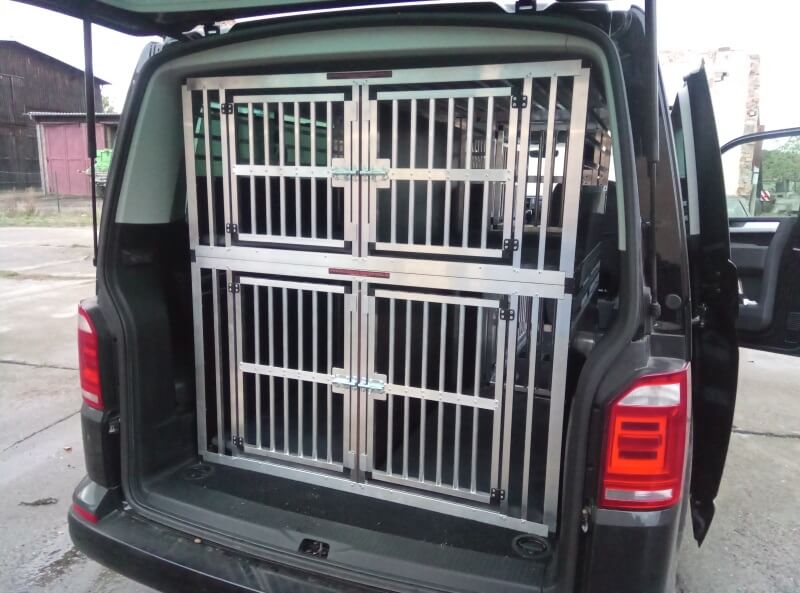 Maßanfertigung - Hundetransportboxen