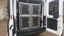 Sonderausbau Hundeboxen für Ford Transit