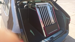 Hundebox Skoda Superb III