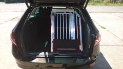 Hundebox Auto Skoda Superb