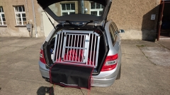 Hundebox für Mercedes C-Klasse