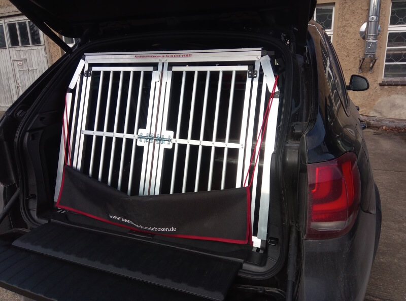 Hundebox/ Einzelbox für BMW X1 (Sonderbau 44)