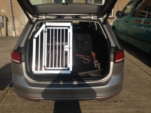 Hundetransportbox für VW Passat Variant 2015